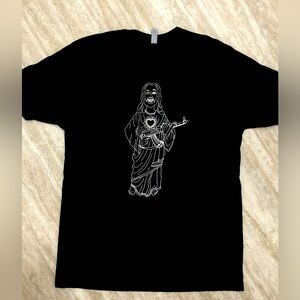 New Original Artwork “machine gun Jesus” Shirt. Sizes XS,S,M,L,XL!